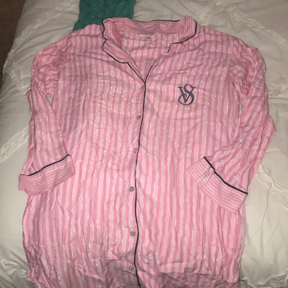 VICTORIAS SECRET NIGHTGOWN